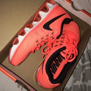 Women's Nike Air Max Tailwind 8