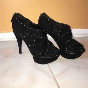 BCBG platform heels