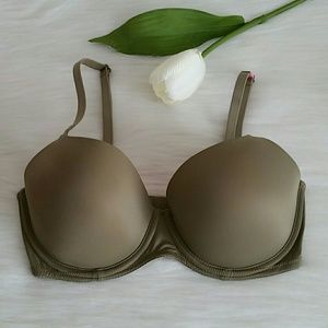 PINK Victoria's Secret Other - Nwt Pink Vs Lightly lined Bra Size 32D
