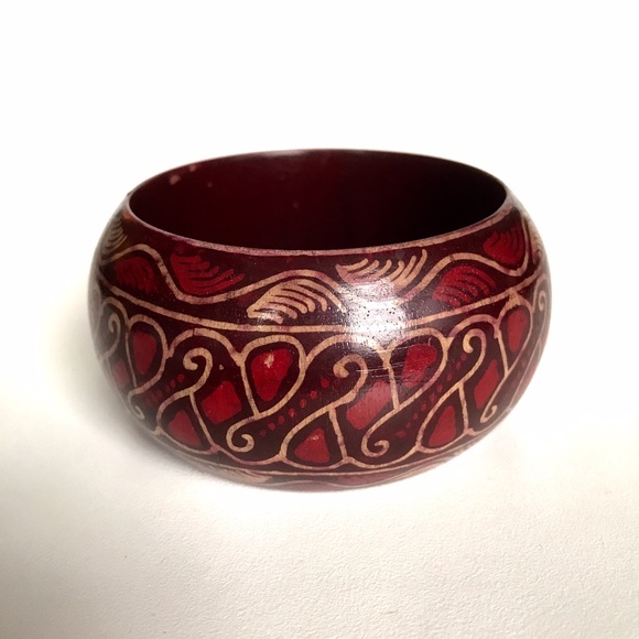 Hand painted bracelet - Picture 1 of 4