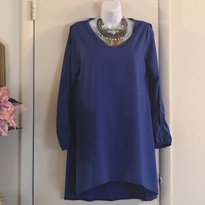 💗REDUCED💗 Blue Open Arm Top💗