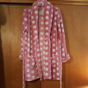 M/L aerie robe