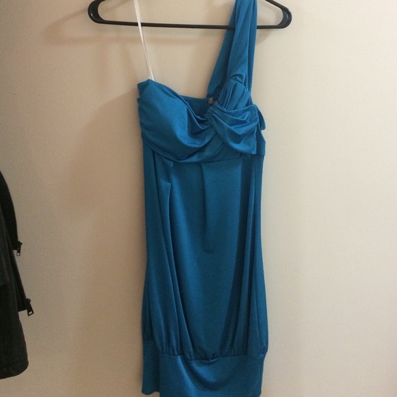 Dress! - Picture 2 of 2