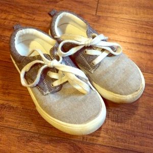 Gap grey Chambray sneakers