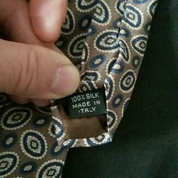 Men's tie - Picture 3 of 3