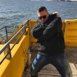 Meet your Posher, Robert