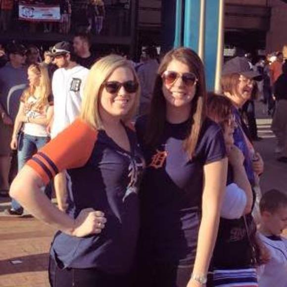 Meet your Posher, Samantha - Picture 2 of 2