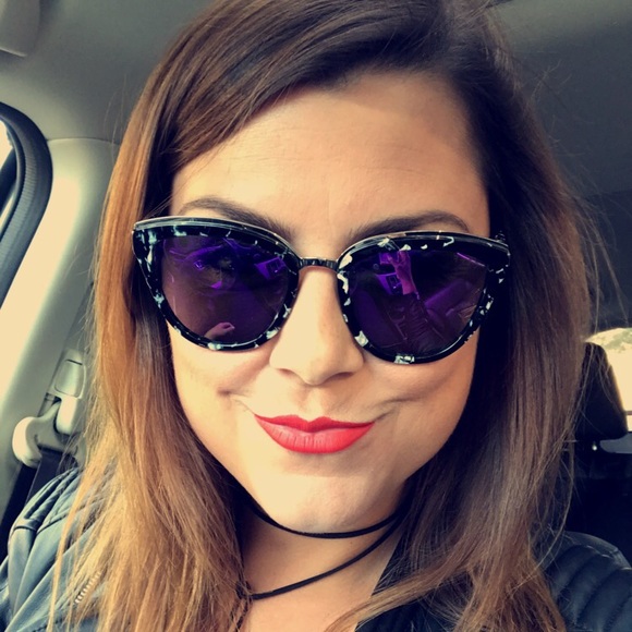 Meet your Posher, Kelly - Picture 1 of 1
