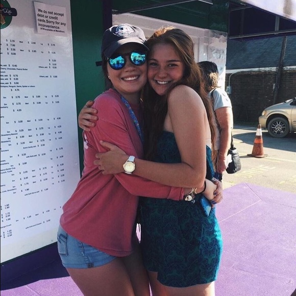 Meet your Posher, Amanda - Picture 1 of 1