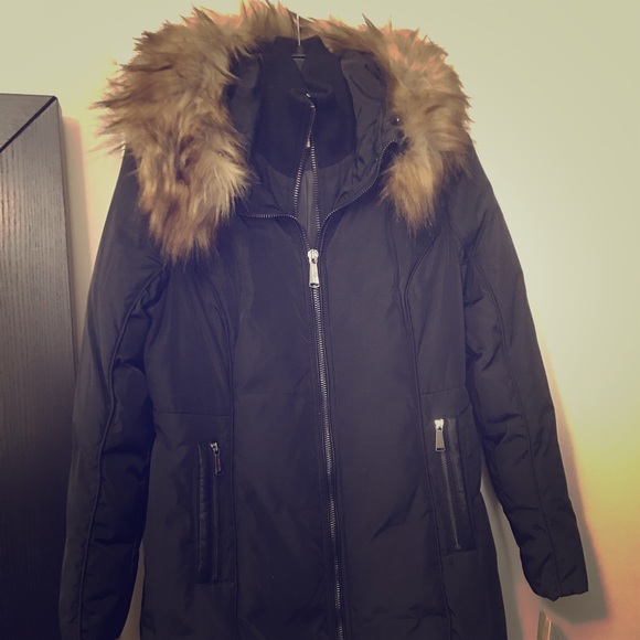 BRAND NEW NEVER WORN MICHAEL KORS PARKA