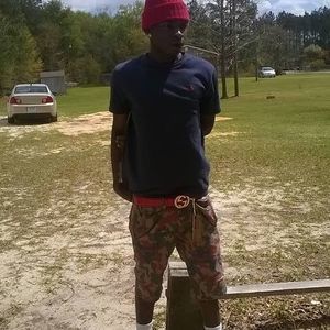 Meet your Posher, Damon