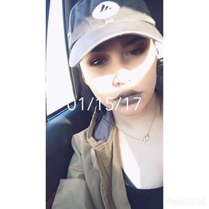 Meet your Posher, Tyna