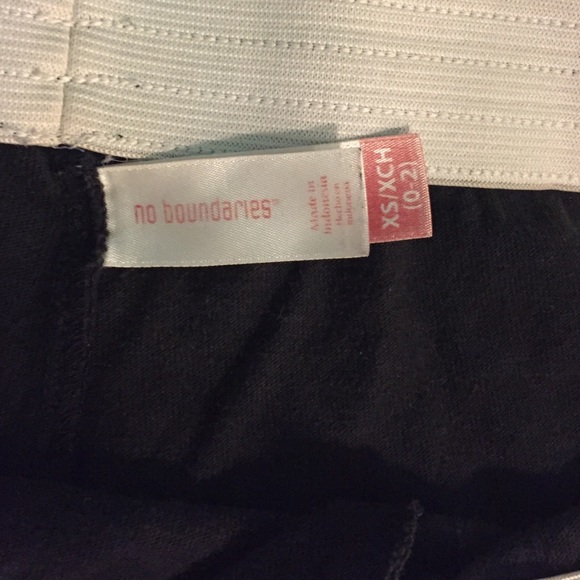 Cheer shorts - Picture 3 of 4