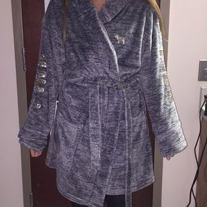 VS PINK robe