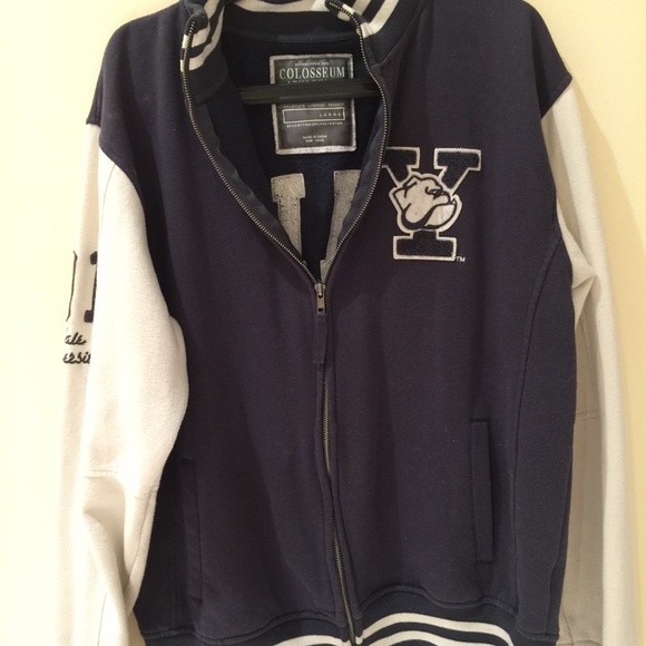 VINTAGE YALE SWEATSHIRT