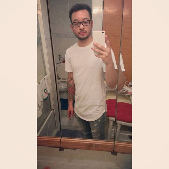 Meet your Posher, Tyler - Picture 1 of 1