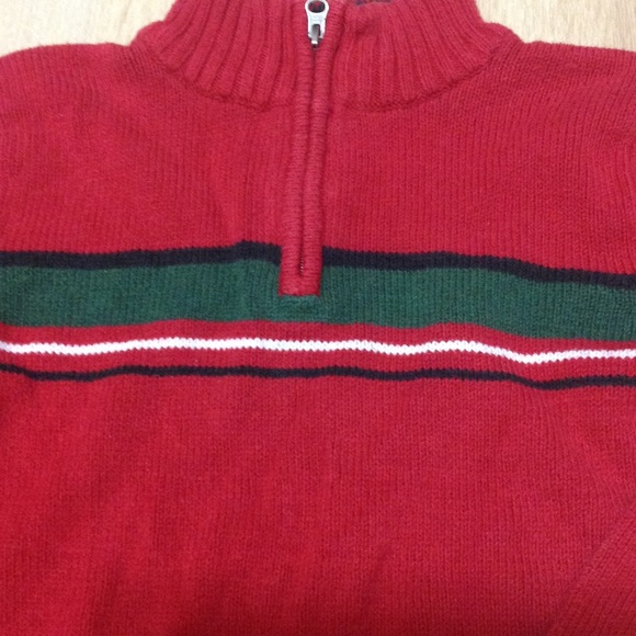 Red sweater - Picture 2 of 3