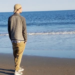 Meet your Posher, Adam