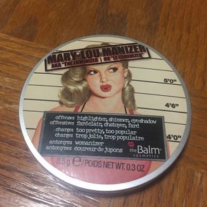 Mary-Lou Manizer highlighter from the Balm