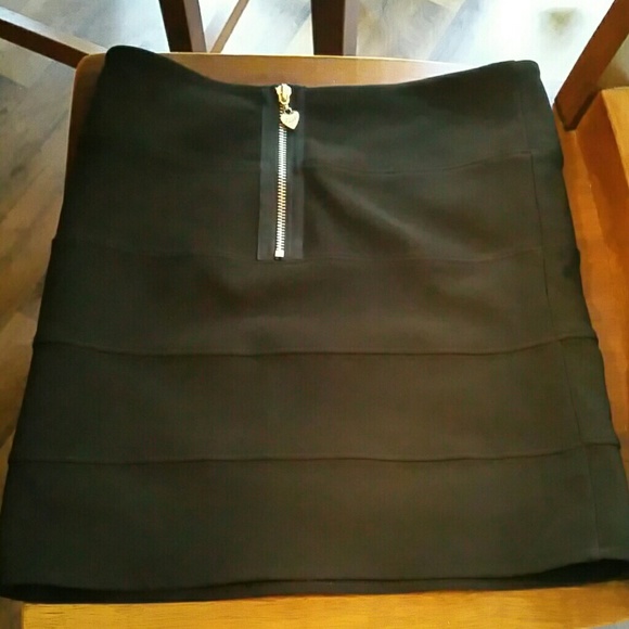 Simple black skirt
