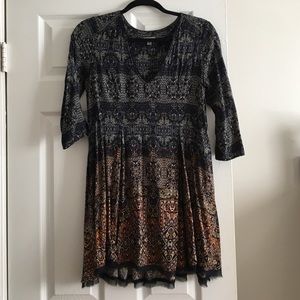 Super cute flowy dress