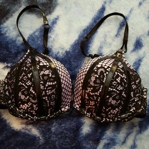 Victoria's secret bombshell 34B