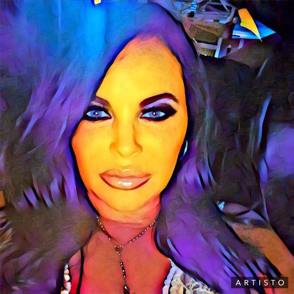 Meet your Posher, Kim - Picture 1 of 1