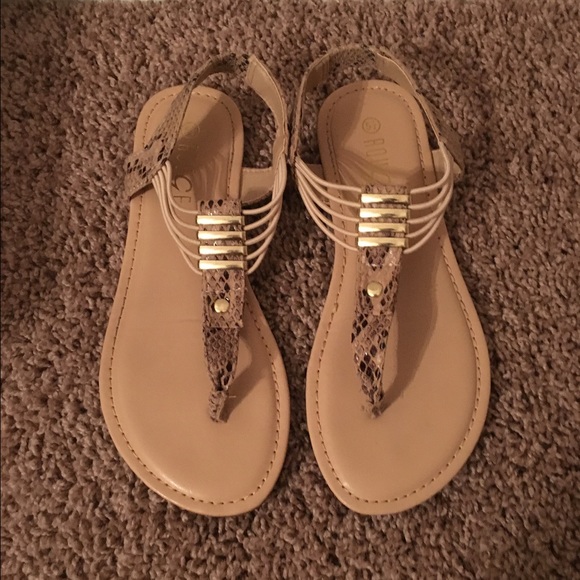 Sandals with gold detail