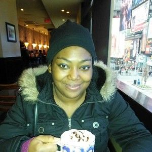 Meet your Posher, Damiana