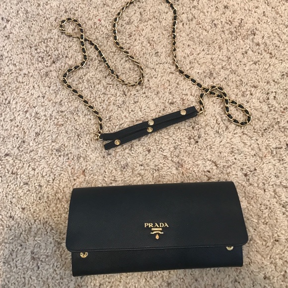 Prada convertible shoulder bag - Picture 4 of 4