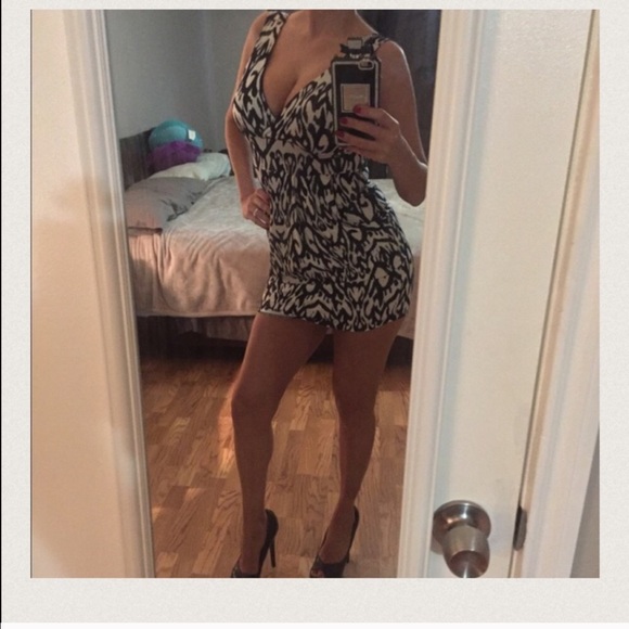 Sexy  cute dress ❤️ - Picture 4 of 4