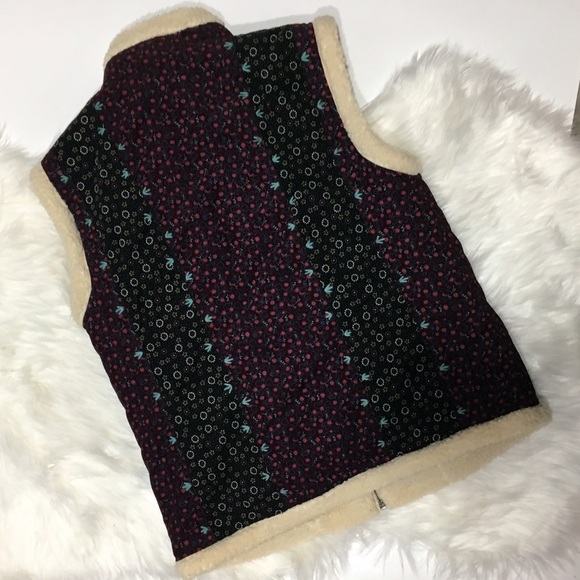 UO kimchi blue Sherpa lined Cord vest floral - Picture 4 of 4