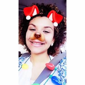 Meet your Posher, Janira