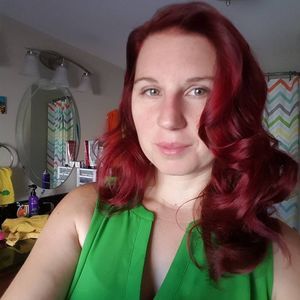 Meet your Posher, Nichole