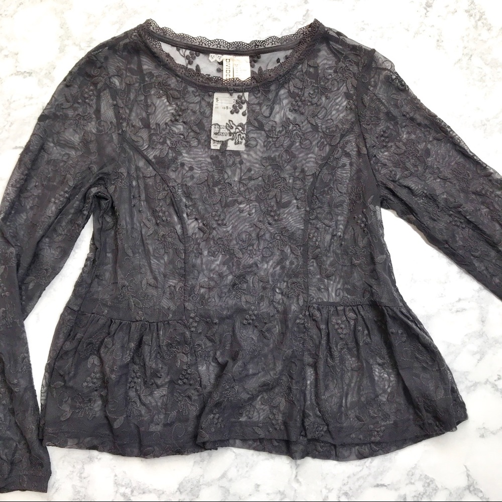 H&M Peplum lace top