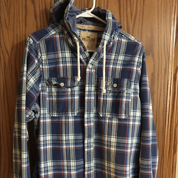 Men's long sleeve button up shirt
