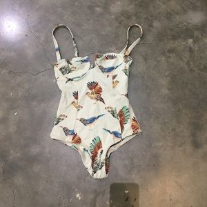 Bodysuit / one piece swimsuit