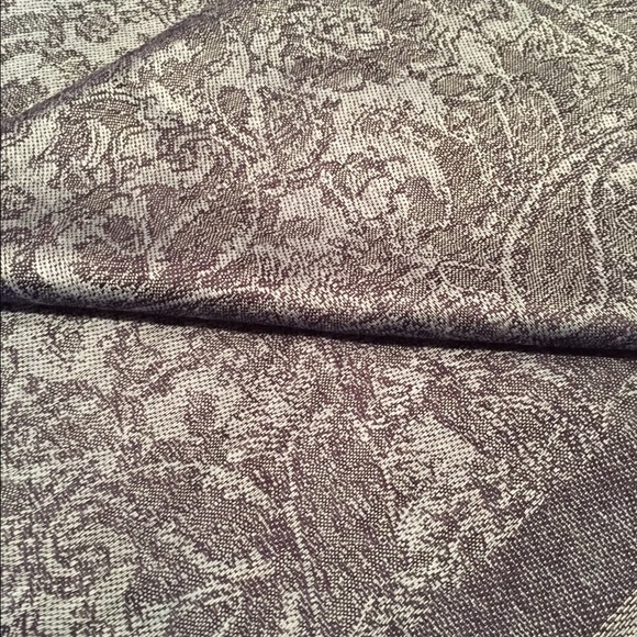 Blue pashmina NWOT - Picture 2 of 3