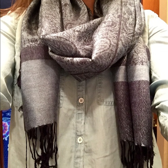 Blue pashmina NWOT - Picture 3 of 3