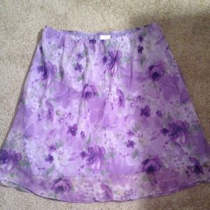Very Pretty Lavender Floral Print Skirt
