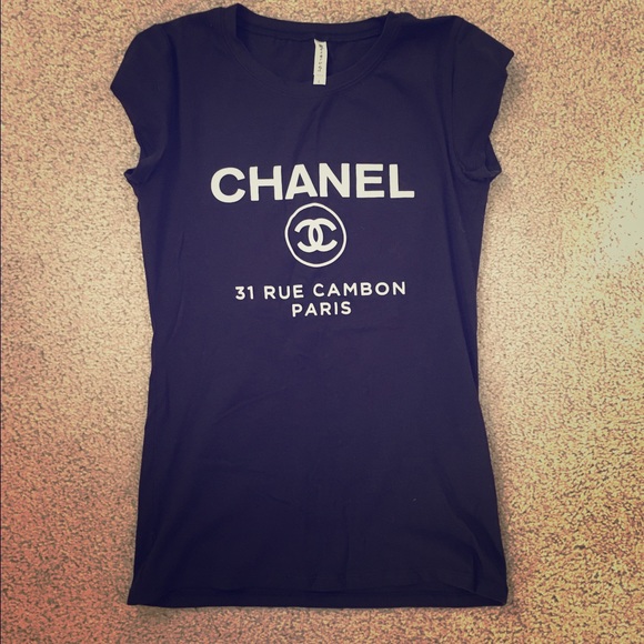Black Chanel T-shirt