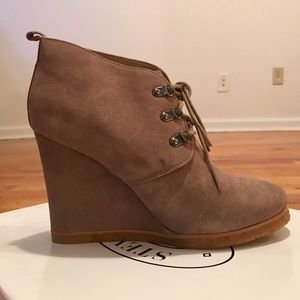 Steve Madden Taupe Suede Wedge Booties