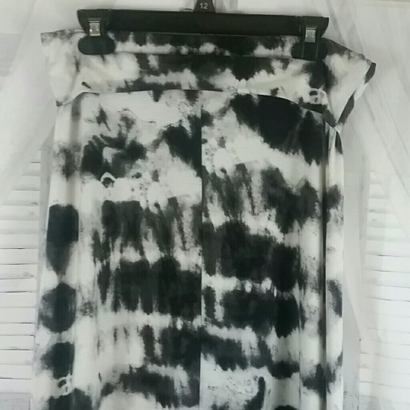 Tye Dyed Maxi Skirt size medium - Picture 2 of 4