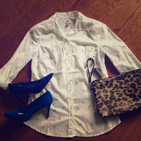 Old Navy x-small glasses print shirt