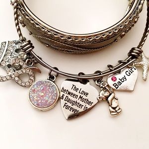 🎀👣BABY GIRL Personalized Charm Bracelet Gift