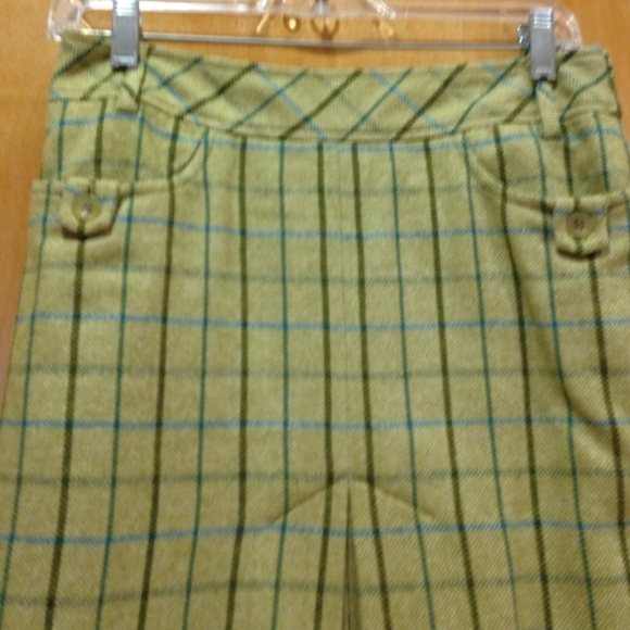 EUC LOFT Wool-Blend Pleated Skirt, Citrine, Size 2 - Picture 2 of 4