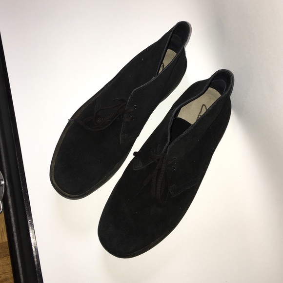 Clack\'s black boot