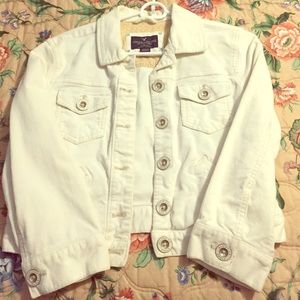 Cream American Eagle corduroy jacket w/ 3/4 sleeve