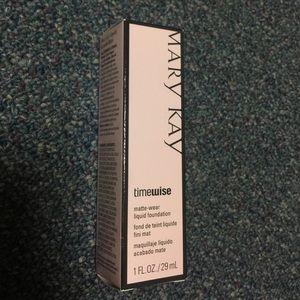Mary Kay Matte-Wear Timewise Foundation
