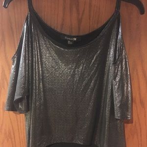 Hi low top with cut out shoulders